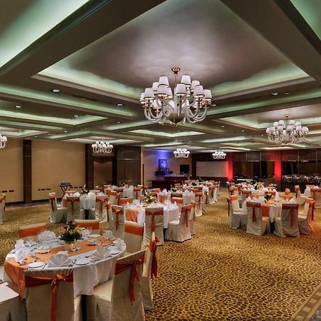 Royalton Hyderabad Abids Ξενοδοχείο Εξωτερικό φωτογραφία