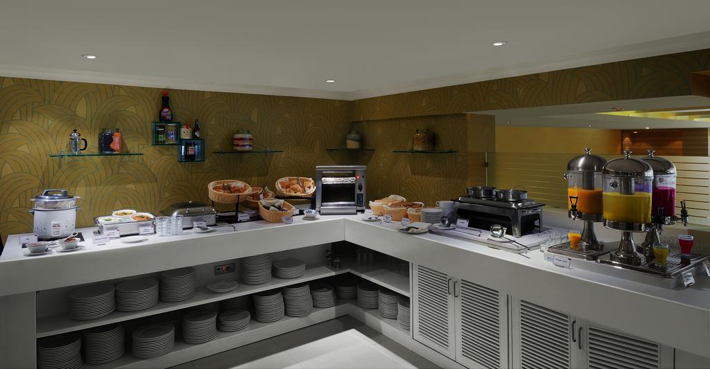 Royalton Hyderabad Abids Ξενοδοχείο Εξωτερικό φωτογραφία
