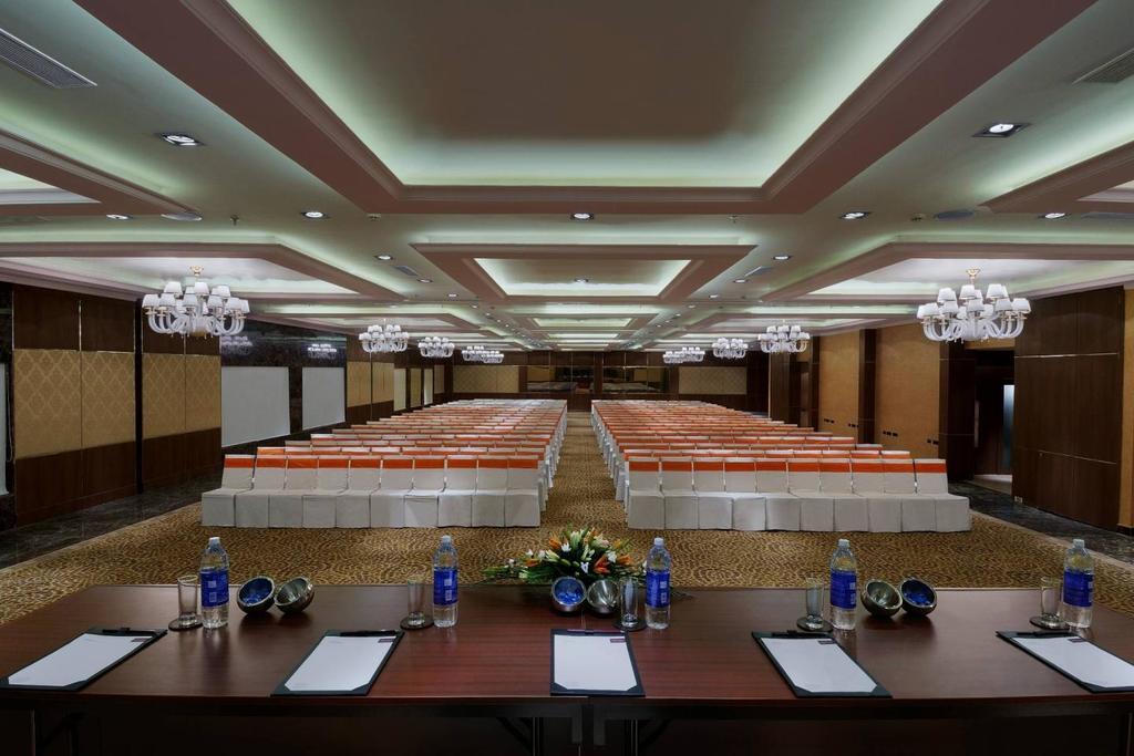 Royalton Hyderabad Abids Ξενοδοχείο Εξωτερικό φωτογραφία