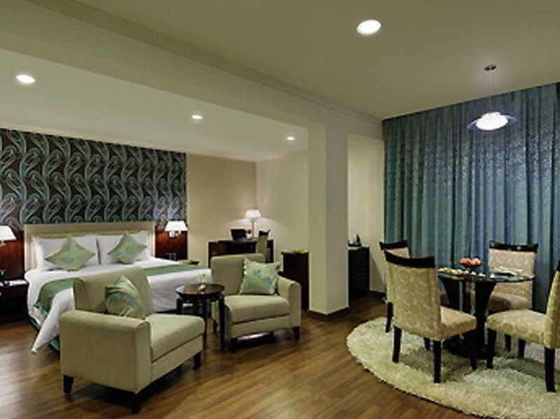 Royalton Hyderabad Abids Ξενοδοχείο Εξωτερικό φωτογραφία