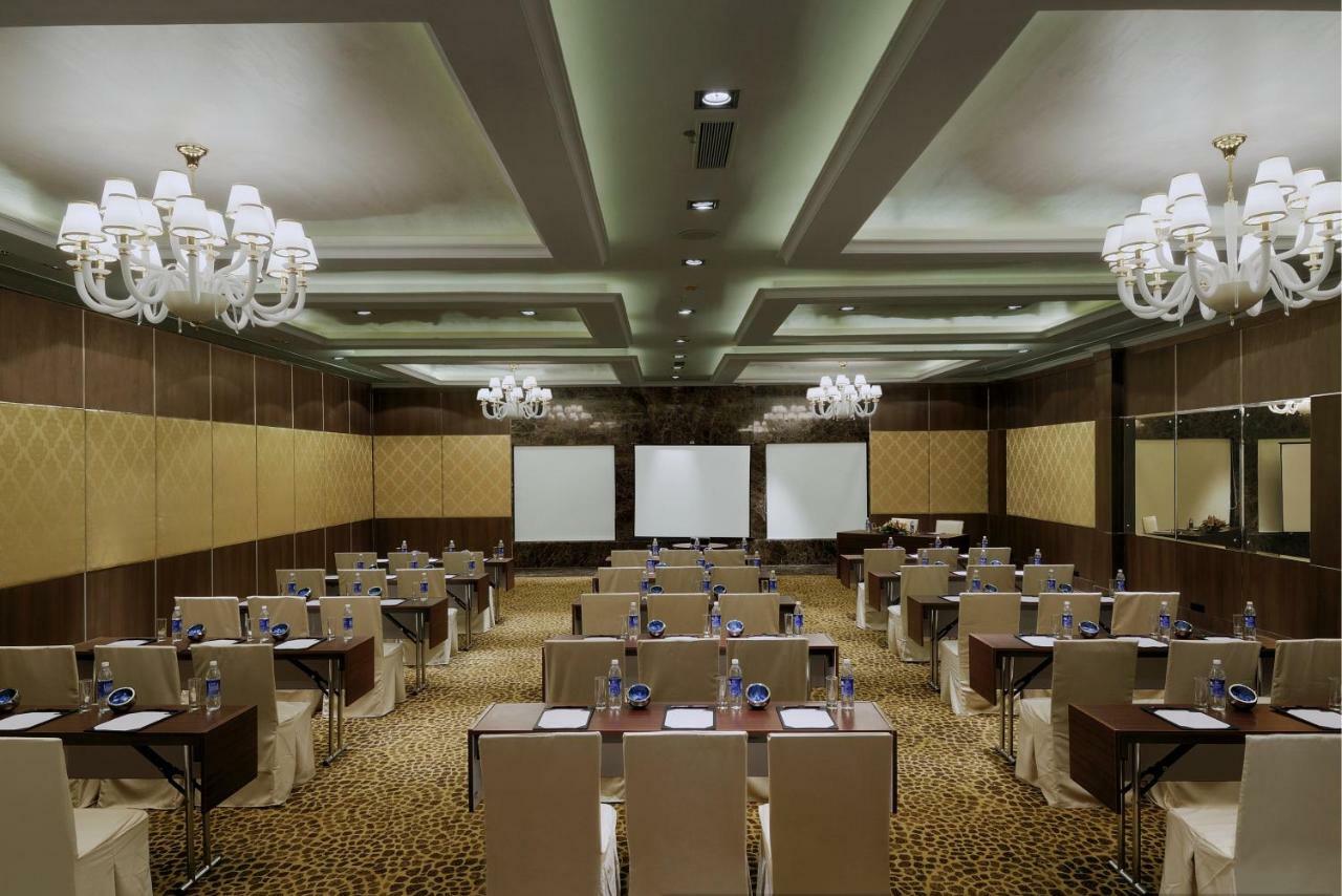 Royalton Hyderabad Abids Ξενοδοχείο Εξωτερικό φωτογραφία